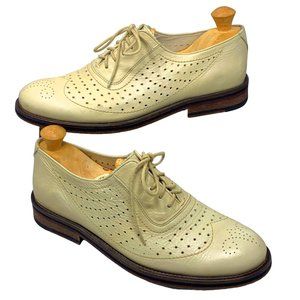 YMC YOU MUST CREATE  PFA‎ 15 Cream Perforated Leather Medallion Toe Oxfords